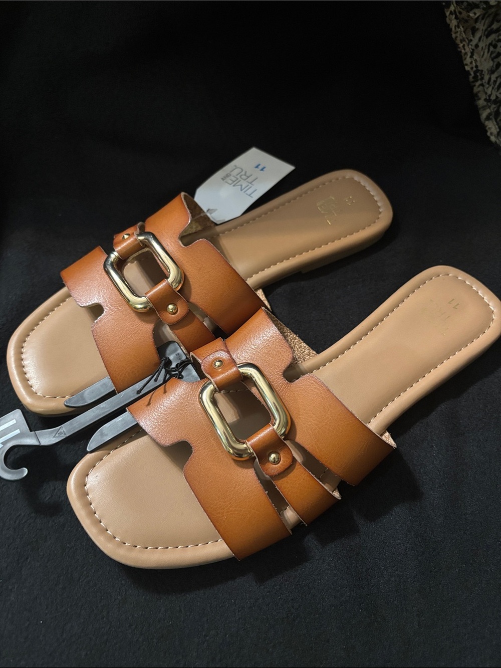 Faux leather womens sandals brown size 11